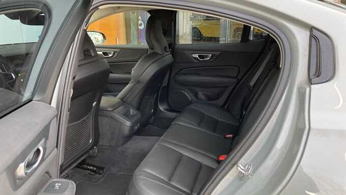 Volvo S60 S60 Plus, B4 Mild Hybrid, Gasolina, Dark