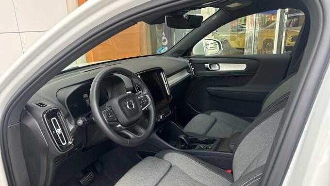 Volvo XC40 XC40 Core, B3 Mild Hybrid, Gasolina