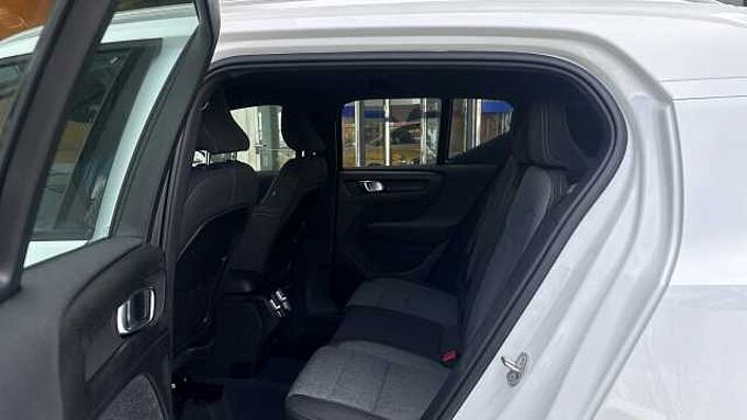 Volvo XC40 XC40 Core, B3 Mild Hybrid, Gasolina