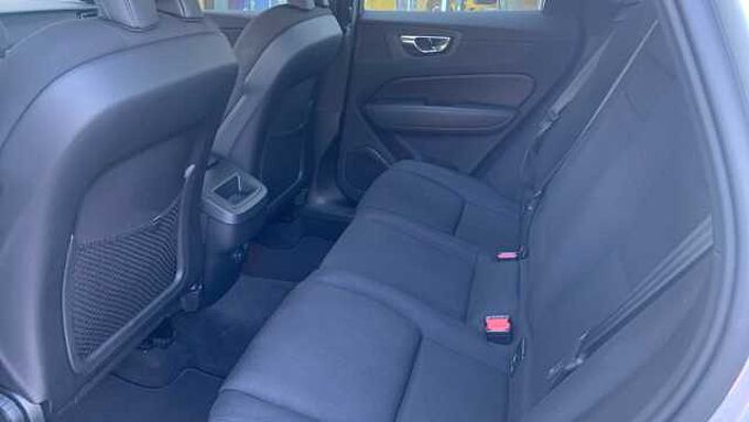 Volvo XC60 XC60 Momentum Pro, B4 mild hybrid (gasolina)