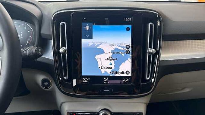 Volvo XC40 XC40 Momentum Pro, T2 (gasolina - aut)