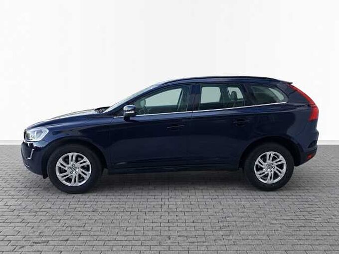 Volvo XC60 2.0 D3 MOMENTUM 150 5P
