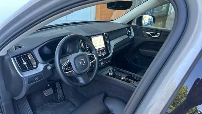 Volvo XC60 XC60 Plus, B5 AWD Mild Hybrid, Gasolina, Dark