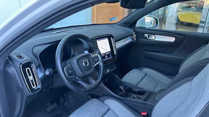 Volvo XC40 2.0 B3 CORE AUTO 163 5P