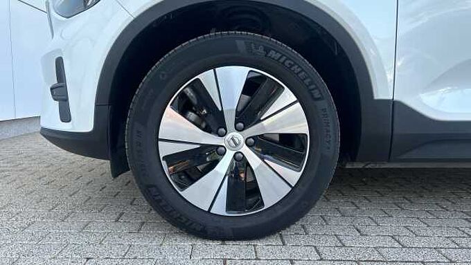 Volvo XC40 2.0 B3 CORE AUTO 163 5P