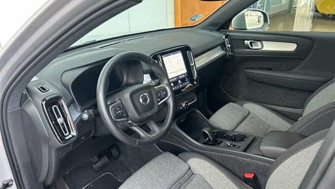 Volvo XC40 XC40 Core, B3 Mild Hybrid, Gasolina