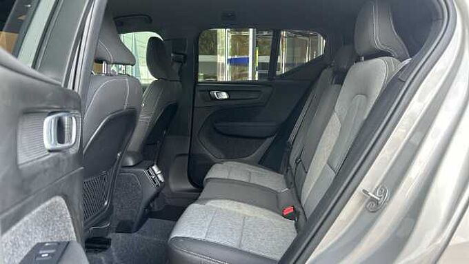 Volvo XC40 XC40 Core, B3 Mild Hybrid, Gasolina