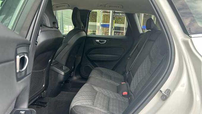 Volvo XC60 XC60 Core, B5 AWD Mild Hybrid, Gasolina