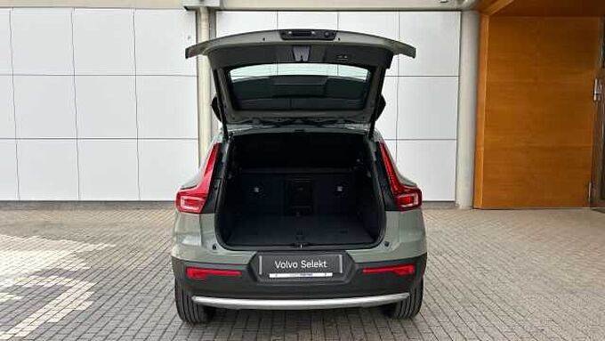 Volvo XC40 XC40 Core, B3 Mild hybrid, Gasolina