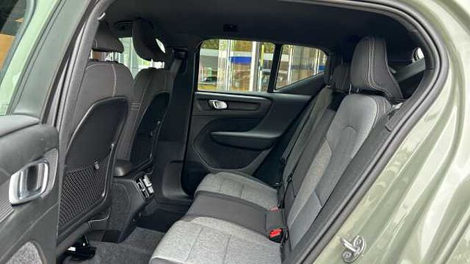 Volvo XC40 XC40 Core, B3 Mild hybrid, Gasolina