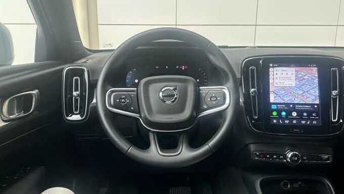 Volvo XC40 XC40 Core, B3 Mild hybrid, Gasolina