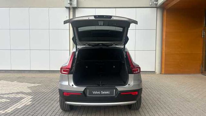 Volvo XC40 XC40 Core, B3 Mild hybrid, Gasolina