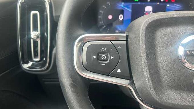 Volvo XC40 XC40 Core, B3 Mild hybrid, Gasolina