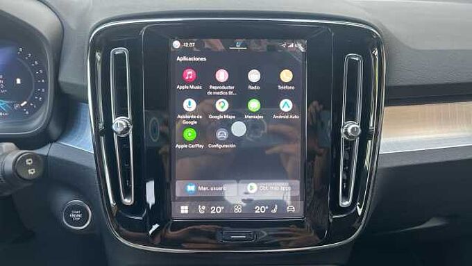 Volvo XC40 XC40 Plus, B3 Mild hybrid, Gasolina, Dark
