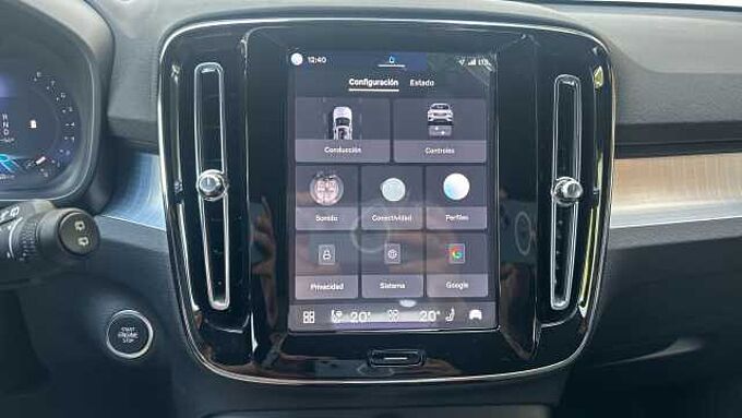 Volvo XC40 XC40 Plus, B3 Mild hybrid, Gasolina, Dark