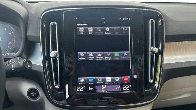 Volvo XC40 XC40 Momentum Pro, B3 mild hybrid (gasolina)
