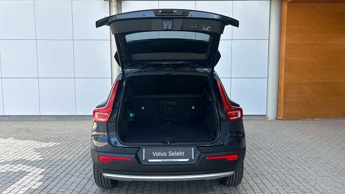 Volvo XC40 XC40 Momentum Pro, B3 mild hybrid (gasolina)