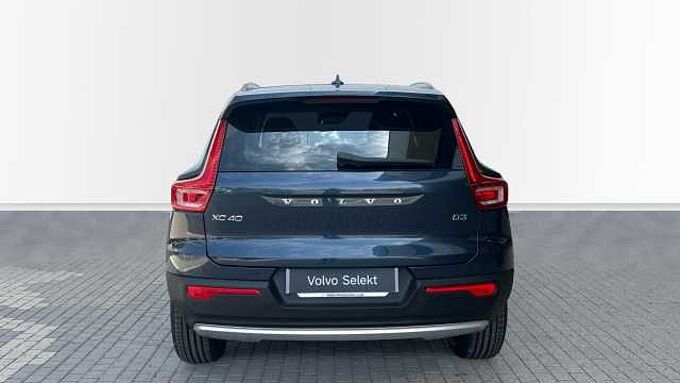 Volvo XC40 XC40 Momentum Pro, B3 mild hybrid (gasolina)