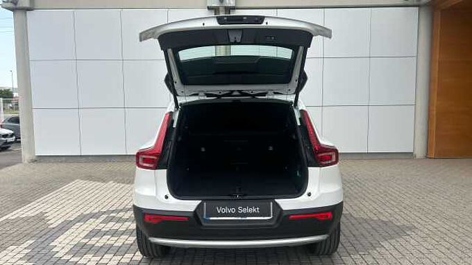 Volvo XC40 XC40 Core, B3 Mild hybrid, Gasolina