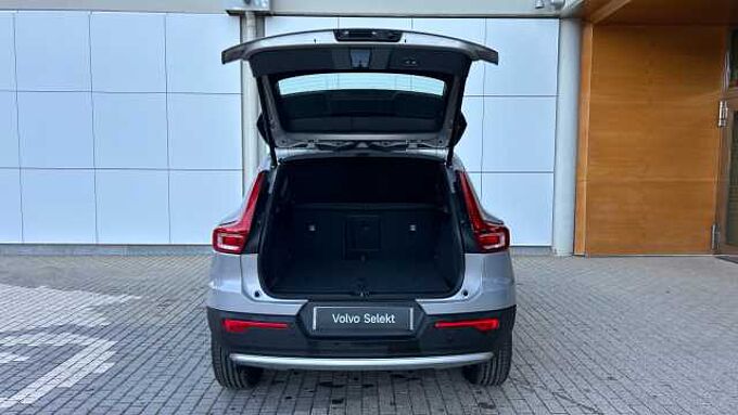 Volvo XC40 XC40 Core, B3 Mild hybrid, Gasolina