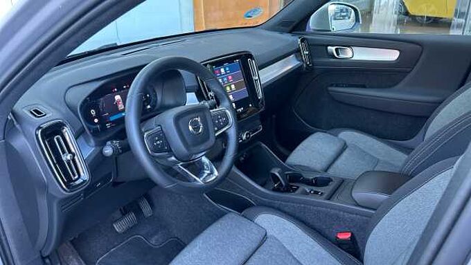 Volvo XC40 XC40 Core, B3 Mild hybrid, Gasolina