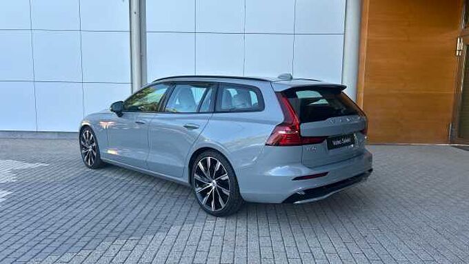 Volvo Volvo V60 V60 Plus, B4 Mild hybrid, Gasolina, Dark