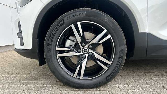 Volvo XC40 XC40 Core, B3 Mild hybrid, Gasolina