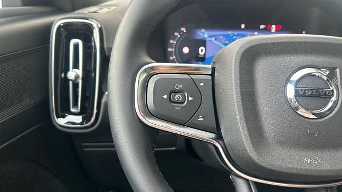 Volvo XC40 XC40 Core, B3 Mild hybrid, Gasolina
