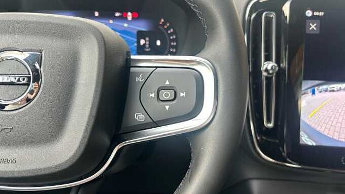 Volvo XC40 XC40 Core, B3 Mild hybrid, Gasolina