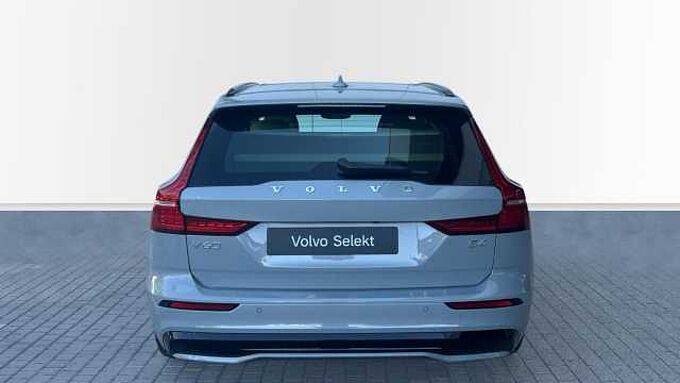 Volvo Volvo V60 V60 Plus, B4 Mild hybrid, Gasolina, Dark
