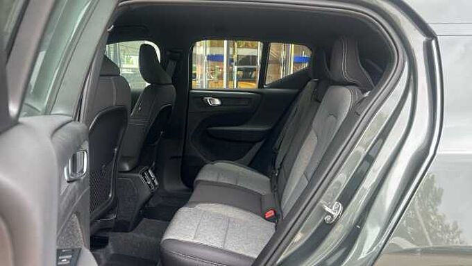 Volvo XC40 XC40 Core, B3 Mild hybrid, Gasolina