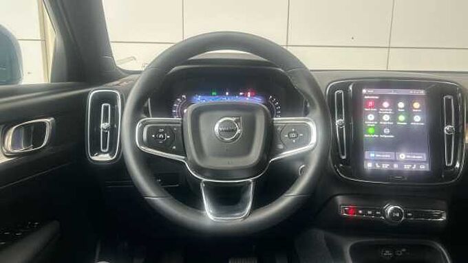 Volvo XC40 XC40 Core, B3 Mild hybrid, Gasolina