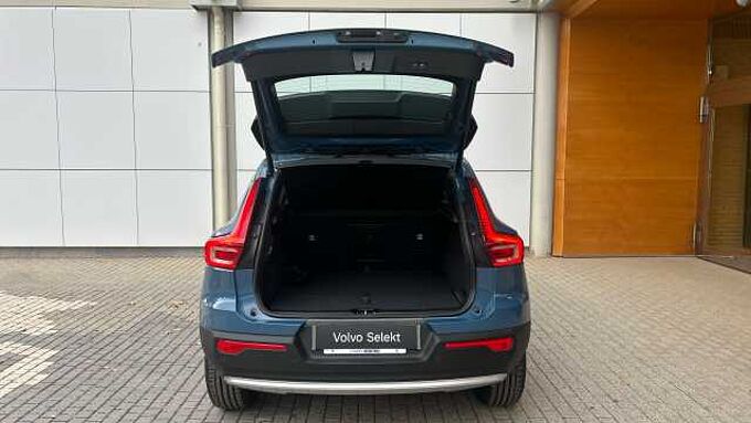 Volvo XC40 XC40 Core, B3 Mild hybrid, Gasolina