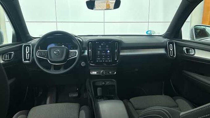 Volvo XC40 XC40 Core, B3 Mild Hybrid, Gasolina