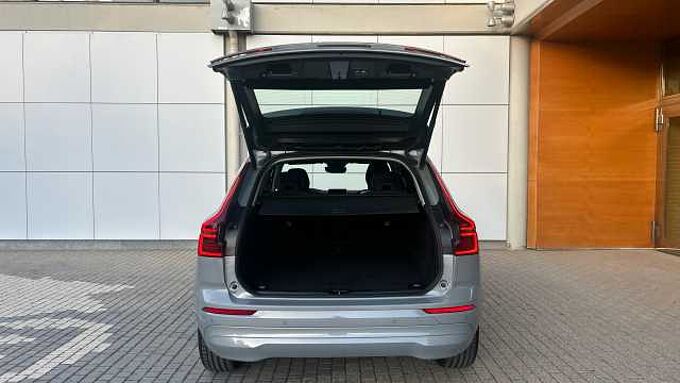 Volvo XC60 XC60 Core, B5 AWD Mild Hibrid Gasolina