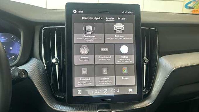 Volvo XC60 XC60 Core, B5 AWD Mild Hibrid Gasolina