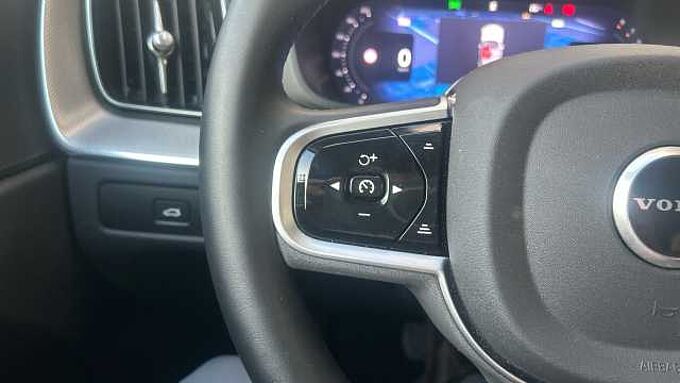Volvo XC60 XC60 Core, B5 AWD Mild Hibrid Gasolina