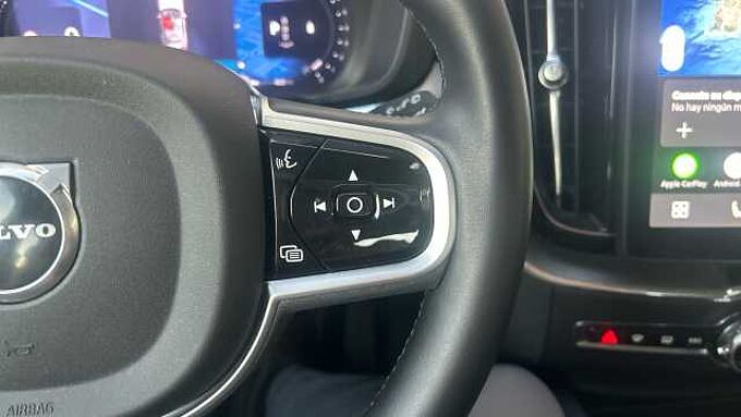 Volvo XC60 XC60 Core, B5 AWD Mild Hibrid Gasolina