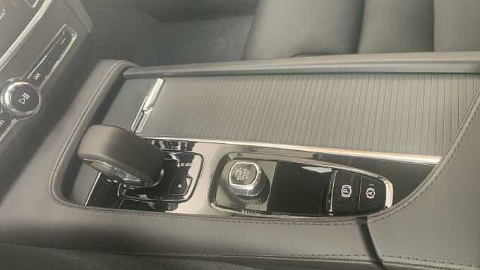 Volvo V90 Cc V90 Cross Country Plus, B4 AWD Mild Hybrid, Di&eacute;sel, Bright