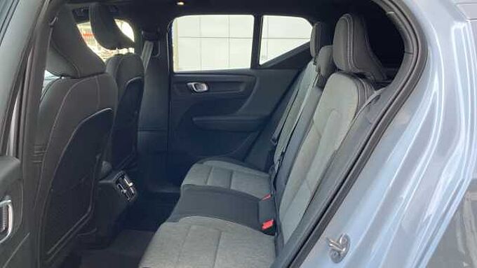 Volvo XC40 XC40 Core, B3 Mild hybrid, Gasolina