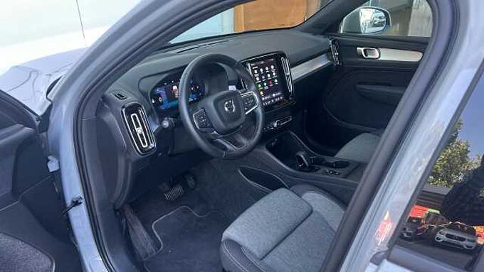 Volvo XC40 XC40 Core, B3 Mild hybrid, Gasolina