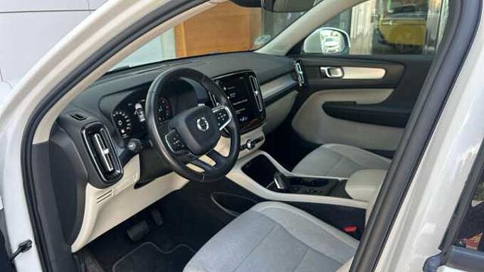 Volvo XC40 XC40 D3 Business Plus Autom&aacute;tico