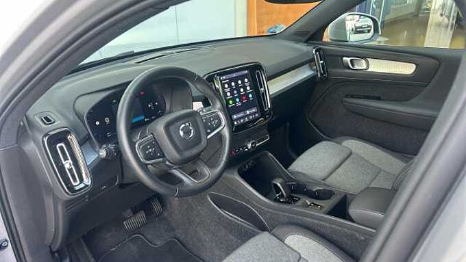 Volvo XC40 XC40 Core, B3 Mild hybrid, Gasolina