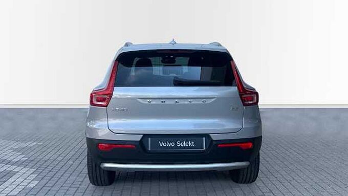 Volvo XC40 XC40 Core, B3 Mild hybrid, Gasolina