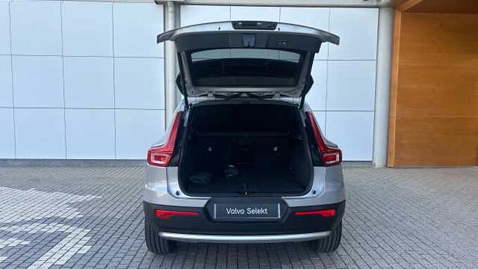 Volvo XC40 XC40 Core, B3 Mild hybrid, Gasolina